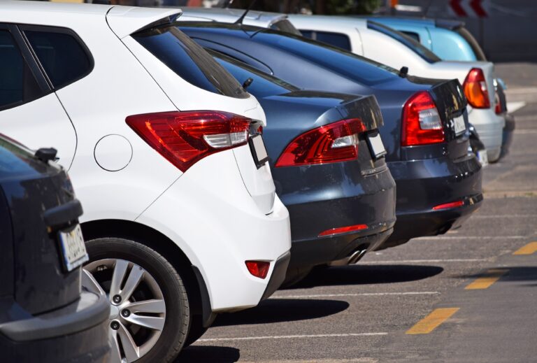 A comprehensive guide to University of Michigan parking locations and permits